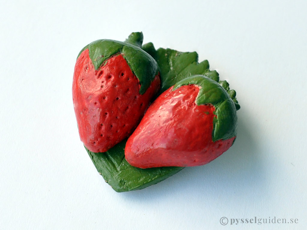 Kylskåpsmagnet jordgubbe